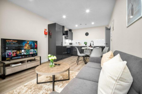 New Luxury Apartment - Two Bedroom - City Centre - JQ 7AH